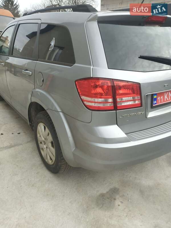 Позашляховик / Кросовер Dodge Journey 2017 в Києві