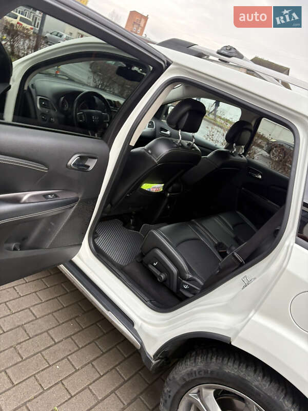 Позашляховик / Кросовер Dodge Journey 2017 в Львові фото 18 Позашляховик / Кросовер Dodge Journey 2017 в Львові