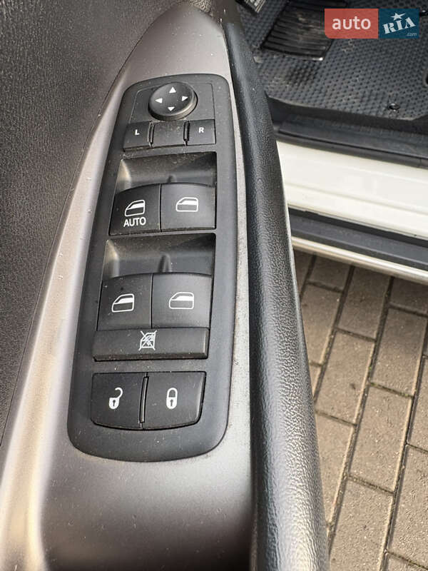 Позашляховик / Кросовер Dodge Journey 2017 в Львові фото 28 Позашляховик / Кросовер Dodge Journey 2017 в Львові