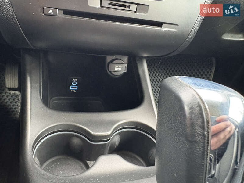 Позашляховик / Кросовер Dodge Journey 2017 в Львові фото 35 Позашляховик / Кросовер Dodge Journey 2017 в Львові