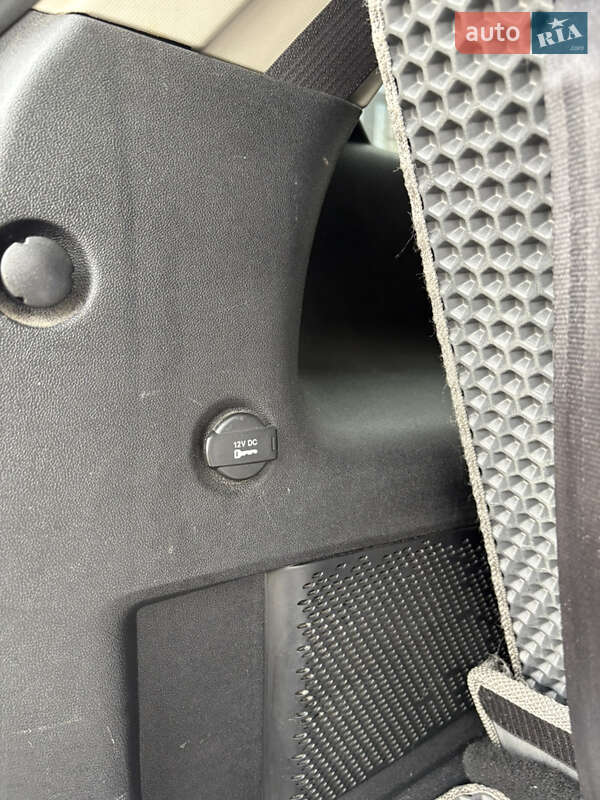 Позашляховик / Кросовер Dodge Journey 2017 в Львові фото 48 Позашляховик / Кросовер Dodge Journey 2017 в Львові