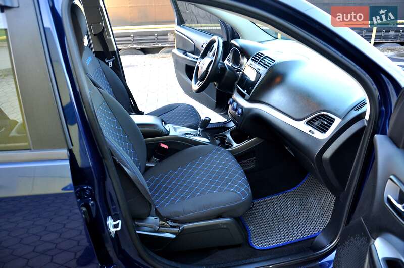 Позашляховик / Кросовер Dodge Journey 2017 в Львові фото 8 Позашляховик / Кросовер Dodge Journey 2017 в Львові