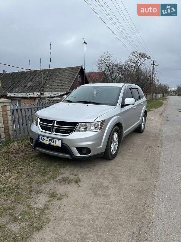 Внедорожник / Кроссовер Dodge Journey 2013 в Любаре