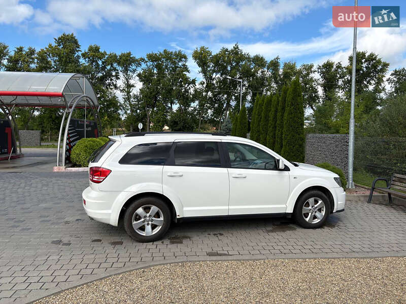 Позашляховик / Кросовер Dodge Journey 2008 в Самборі