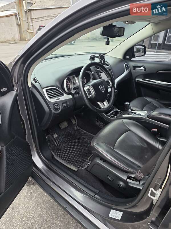 Внедорожник / Кроссовер Dodge Journey 2015 в Броварах