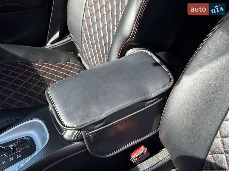 Внедорожник / Кроссовер Dodge Journey 2016 в Каменец-Подольском