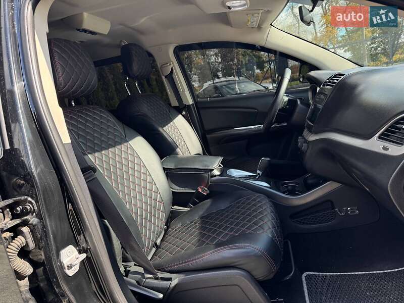 Внедорожник / Кроссовер Dodge Journey 2016 в Каменец-Подольском