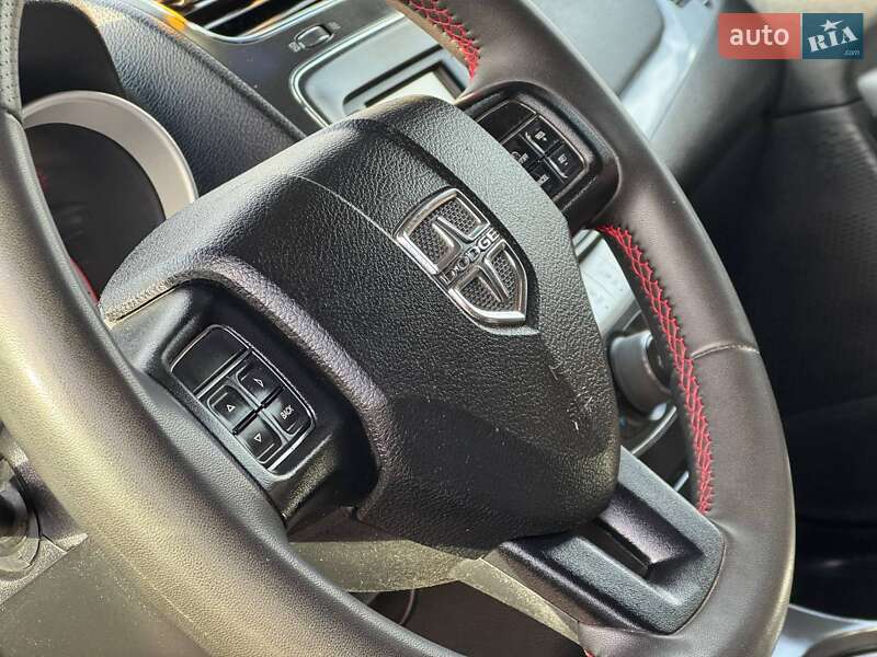 Позашляховик / Кросовер Dodge Journey 2012 в Охтирці