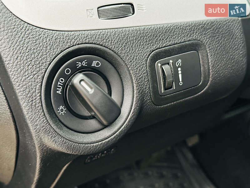 Позашляховик / Кросовер Dodge Journey 2017 в Білій Церкві фото 26 Позашляховик / Кросовер Dodge Journey 2017 в Білій Церкві