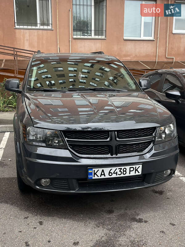 Внедорожник / Кроссовер Dodge Journey 2017 в Вишневом