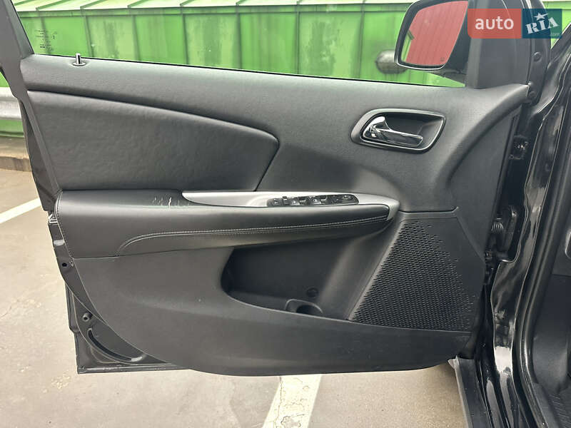 Внедорожник / Кроссовер Dodge Journey 2014 в Киеве фото 16 Внедорожник / Кроссовер Dodge Journey 2014 в Киеве