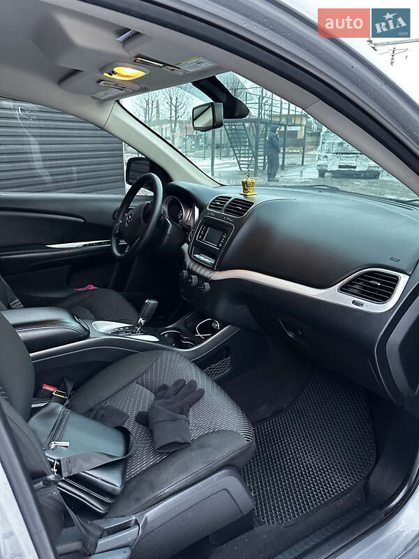 Внедорожник / Кроссовер Dodge Journey 2020 в Ивано-Франковске