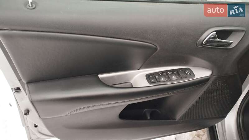 Внедорожник / Кроссовер Dodge Journey 2017 в Киеве фото 19 Внедорожник / Кроссовер Dodge Journey 2017 в Киеве