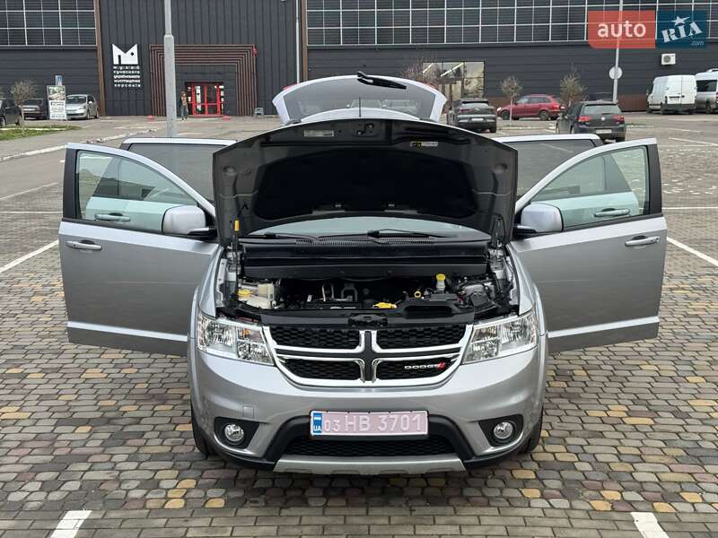 Внедорожник / Кроссовер Dodge Journey 2020 в Луцке
