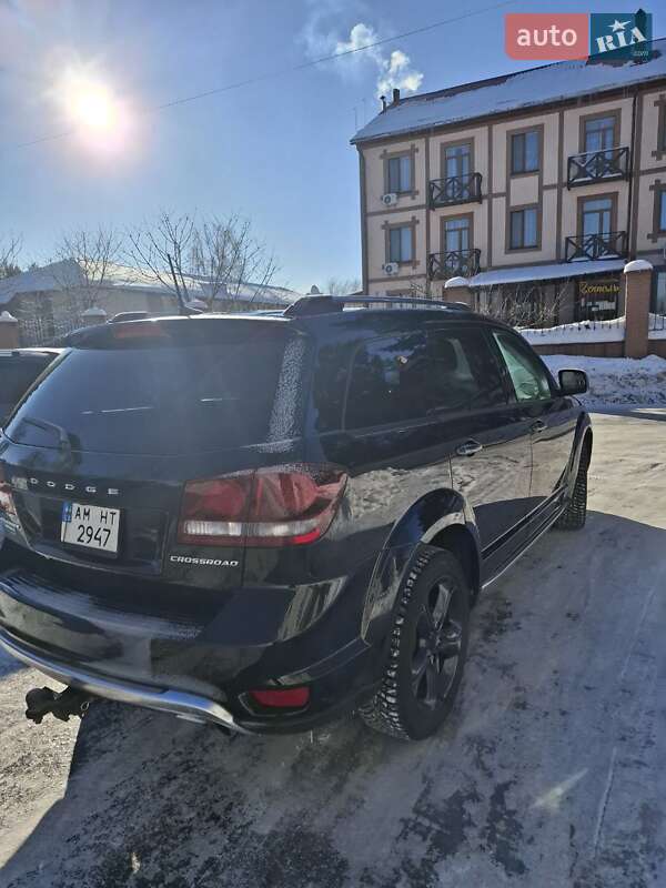 Внедорожник / Кроссовер Dodge Journey 2020 в Овруче