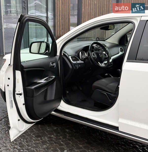 Внедорожник / Кроссовер Dodge Journey 2015 в Днепре