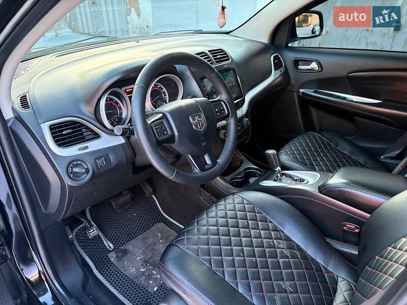 Внедорожник / Кроссовер Dodge Journey 2016 в Хмельницком