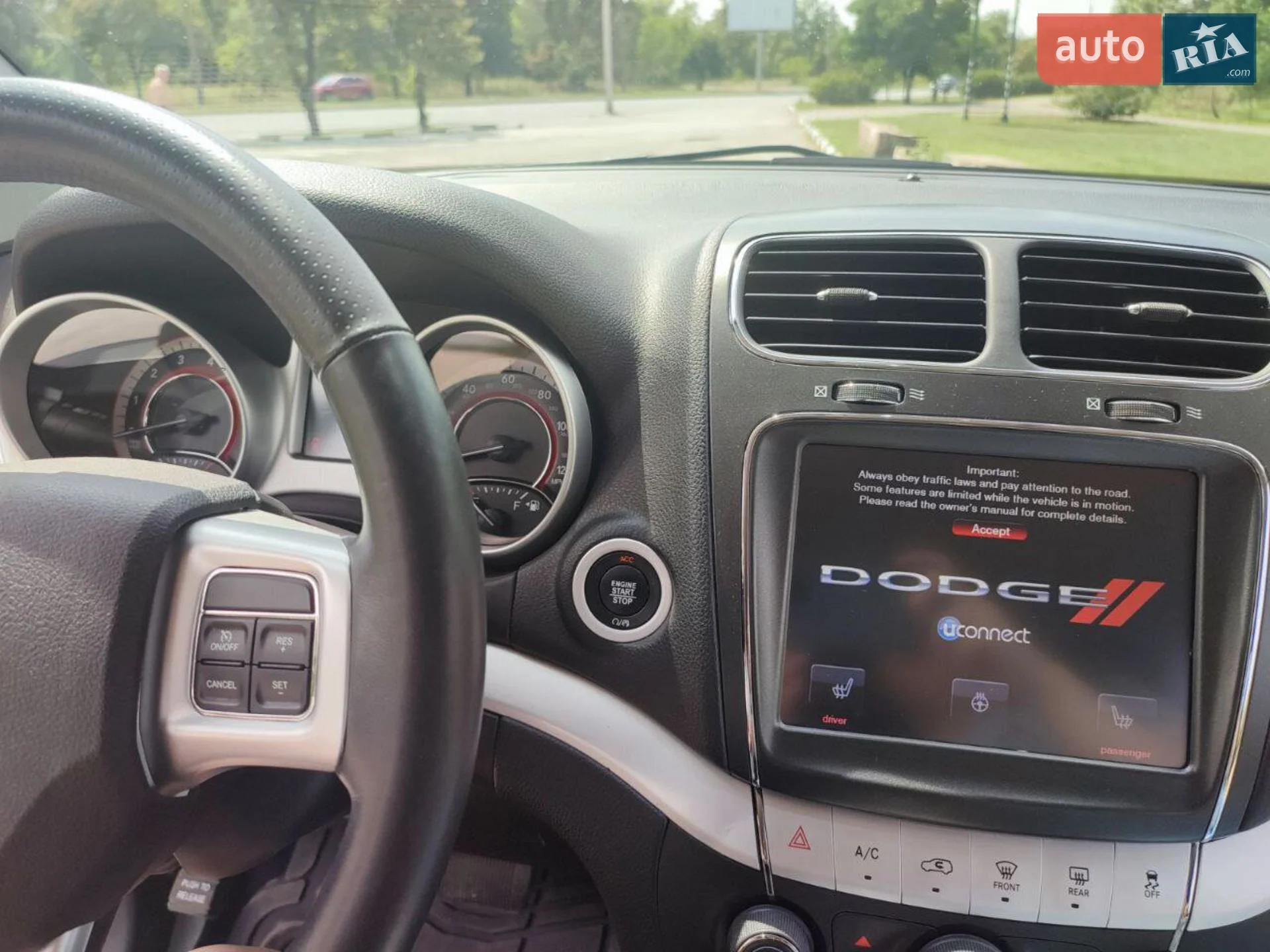 2017 Dodge Journey - мініатюра 4