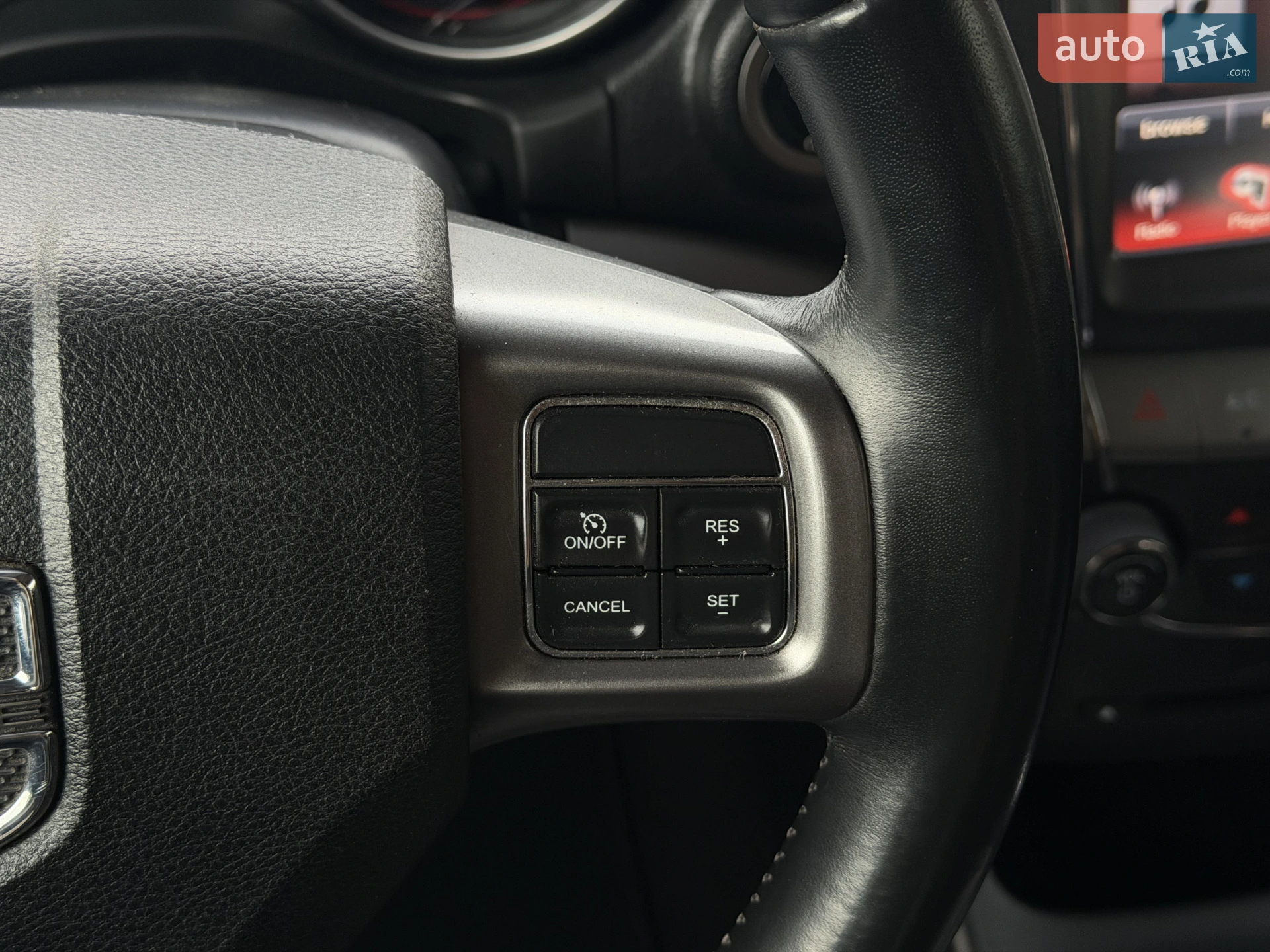 2018 Dodge Journey - мініатюра 36