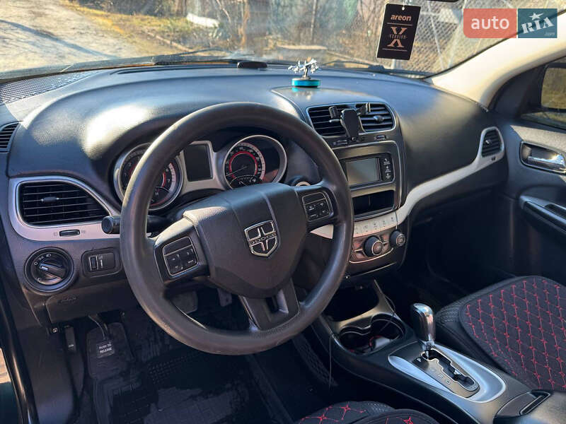 Внедорожник / Кроссовер Dodge Journey 2012 в Запорожье