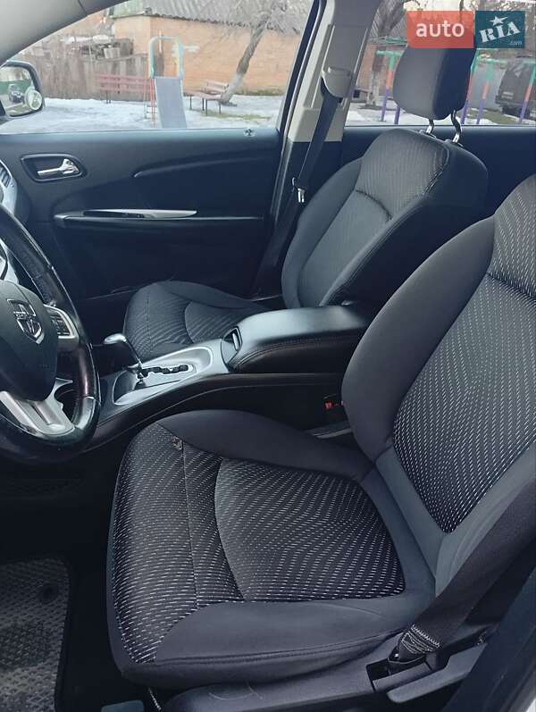 Внедорожник / Кроссовер Dodge Journey 2013 в Переяславе
