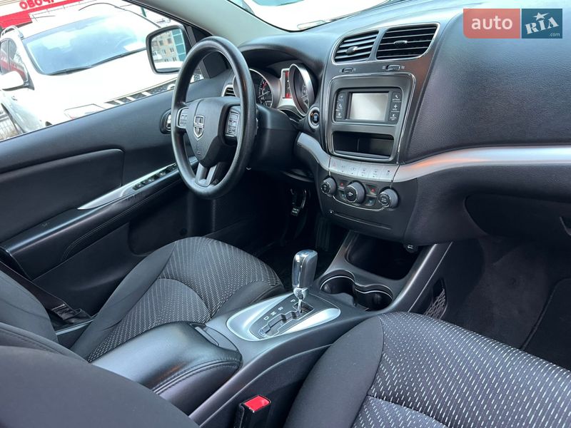 Внедорожник / Кроссовер Dodge Journey 2015 в Днепре