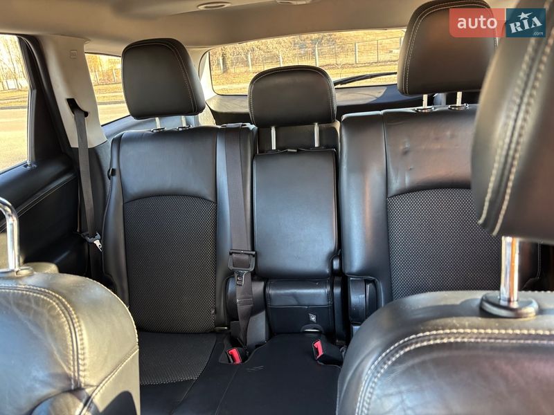 Внедорожник / Кроссовер Dodge Journey 2014 в Киеве
