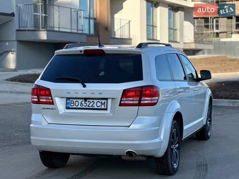 Внедорожник / Кроссовер Dodge Journey 2017 в Тернополе