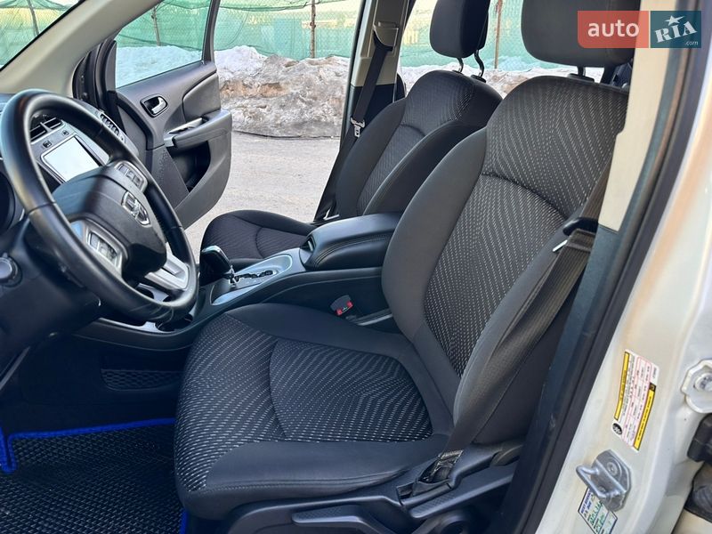 Внедорожник / Кроссовер Dodge Journey 2017 в Тернополе