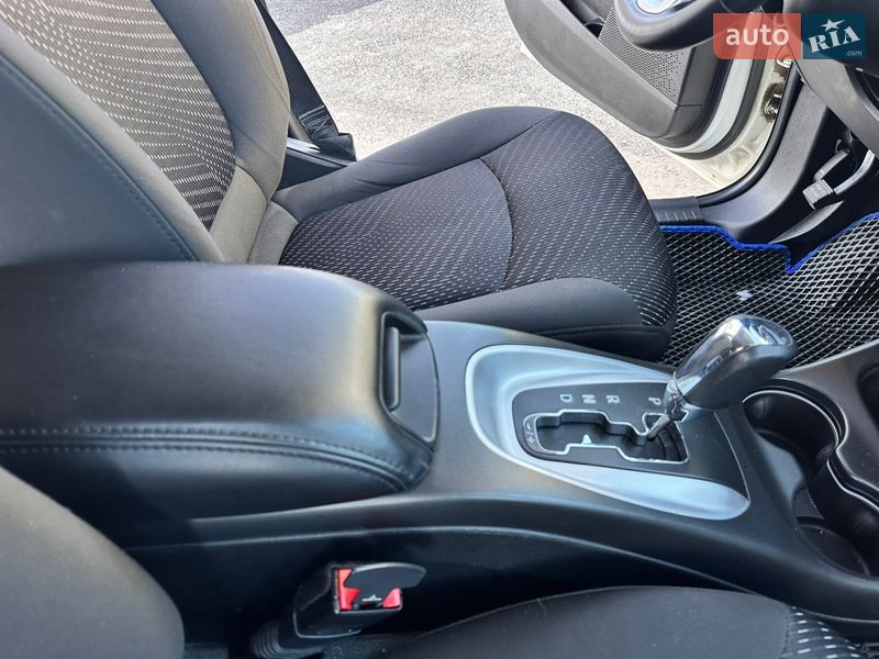 Внедорожник / Кроссовер Dodge Journey 2017 в Тернополе