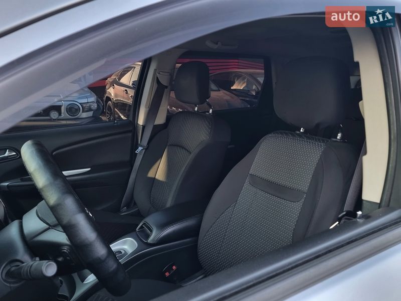 Внедорожник / Кроссовер Dodge Journey 2020 в Виннице