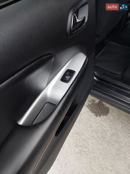 Позашляховик / Кросовер Dodge Journey 2012 в Запоріжжі