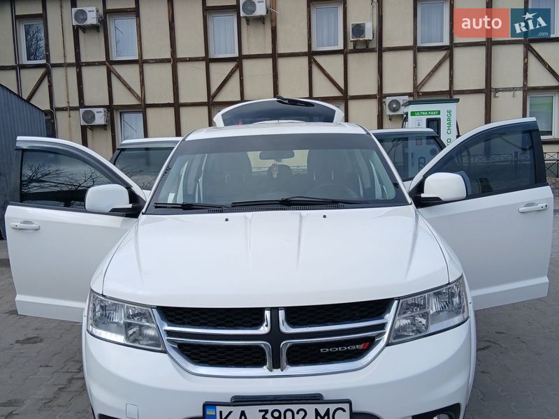 Внедорожник / Кроссовер Dodge Journey 2014 в Киеве