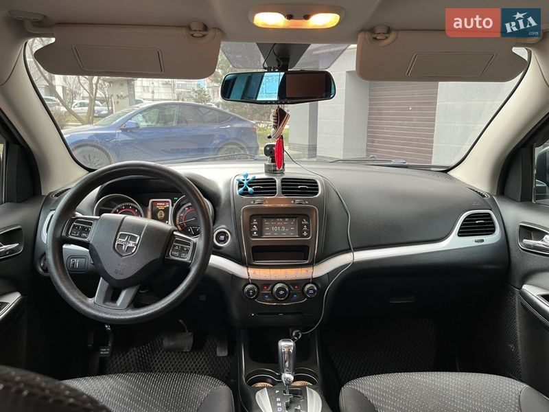 Внедорожник / Кроссовер Dodge Journey 2014 в Ивано-Франковске