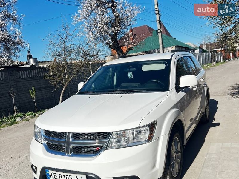 Внедорожник / Кроссовер Dodge Journey 2015 в Днепре