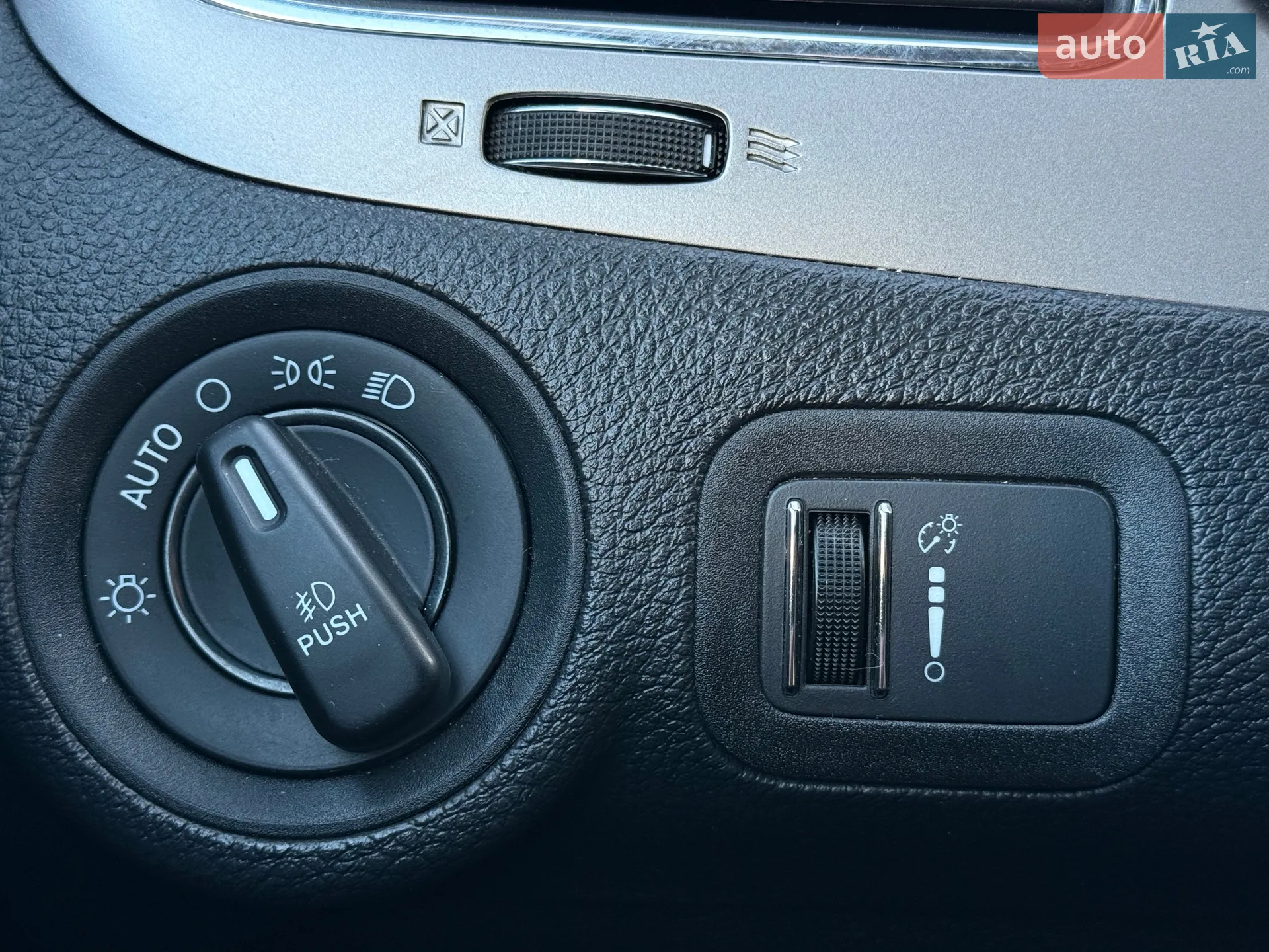 2019 Dodge Journey - мініатюра 28