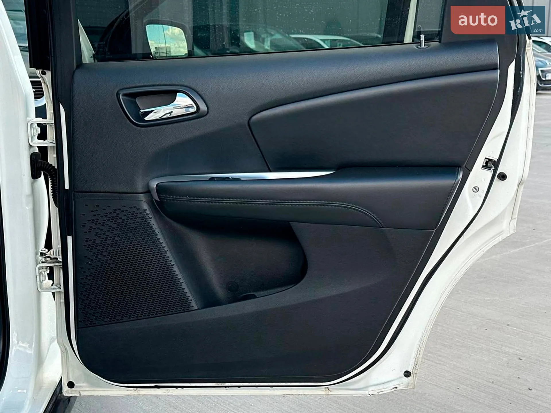 2017 Dodge Journey - мініатюра 36