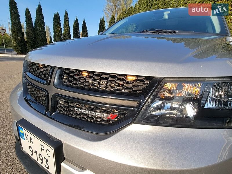 Внедорожник / Кроссовер Dodge Journey 2020 в Киеве