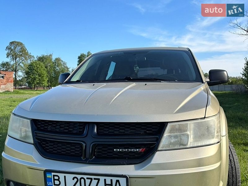 Внедорожник / Кроссовер Dodge Journey 2010 в Миргороде