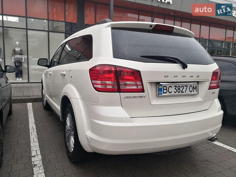 Внедорожник / Кроссовер Dodge Journey 2015 в Трускавце