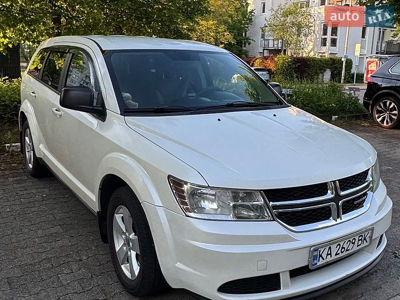 Позашляховик / Кросовер Dodge Journey 2013 в Києві