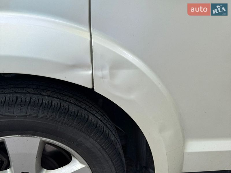 Позашляховик / Кросовер Dodge Journey 2013 в Києві