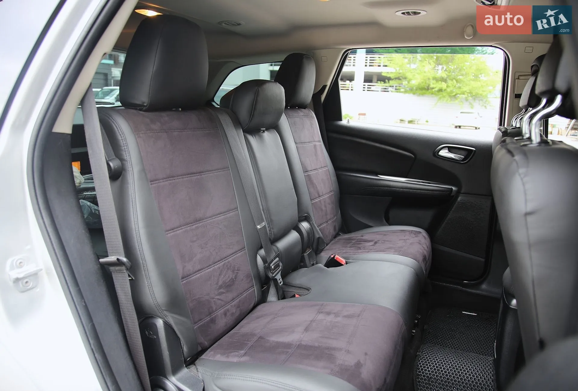 2011 Dodge Journey - мініатюра 9