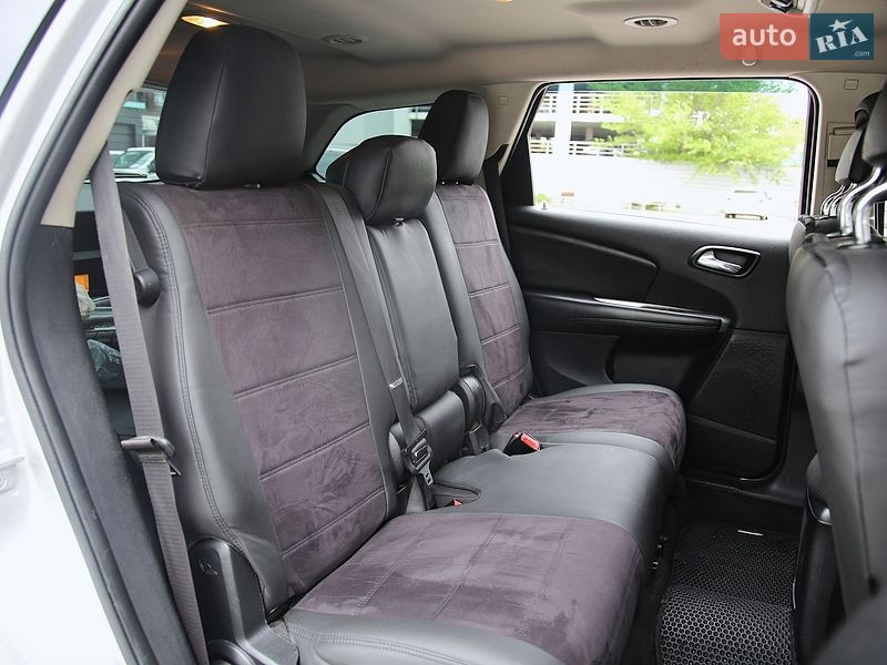 Позашляховик / Кросовер Dodge Journey 2011 в Харкові
