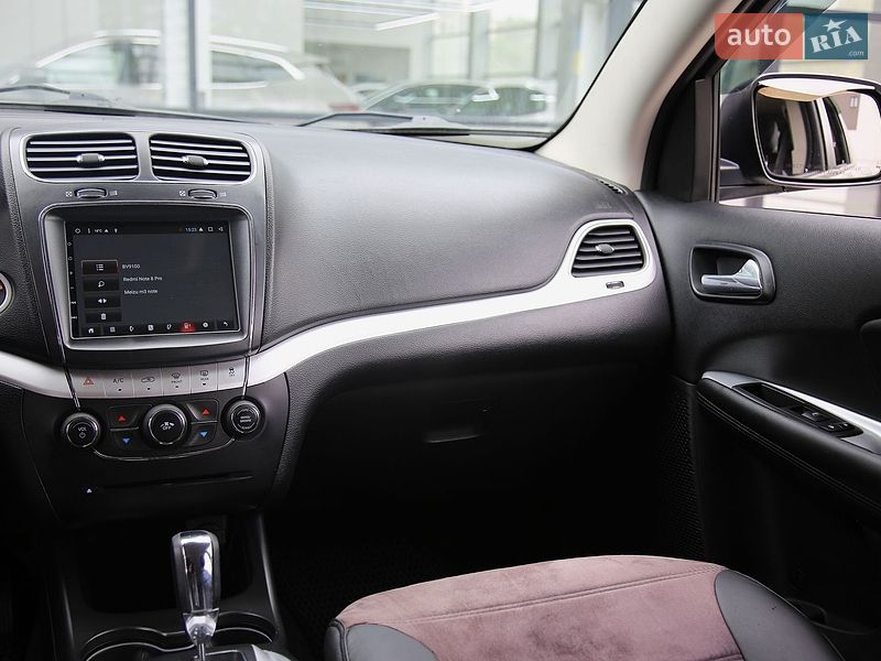 Позашляховик / Кросовер Dodge Journey 2011 в Харкові