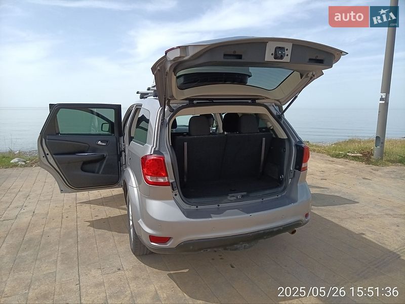 Внедорожник / Кроссовер Dodge Journey 2015 в Кривом Роге
