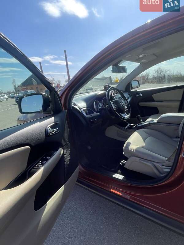 Внедорожник / Кроссовер Dodge Journey 2012 в Кривом Роге