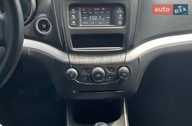 Внедорожник / Кроссовер Dodge Journey 2015 в Львове