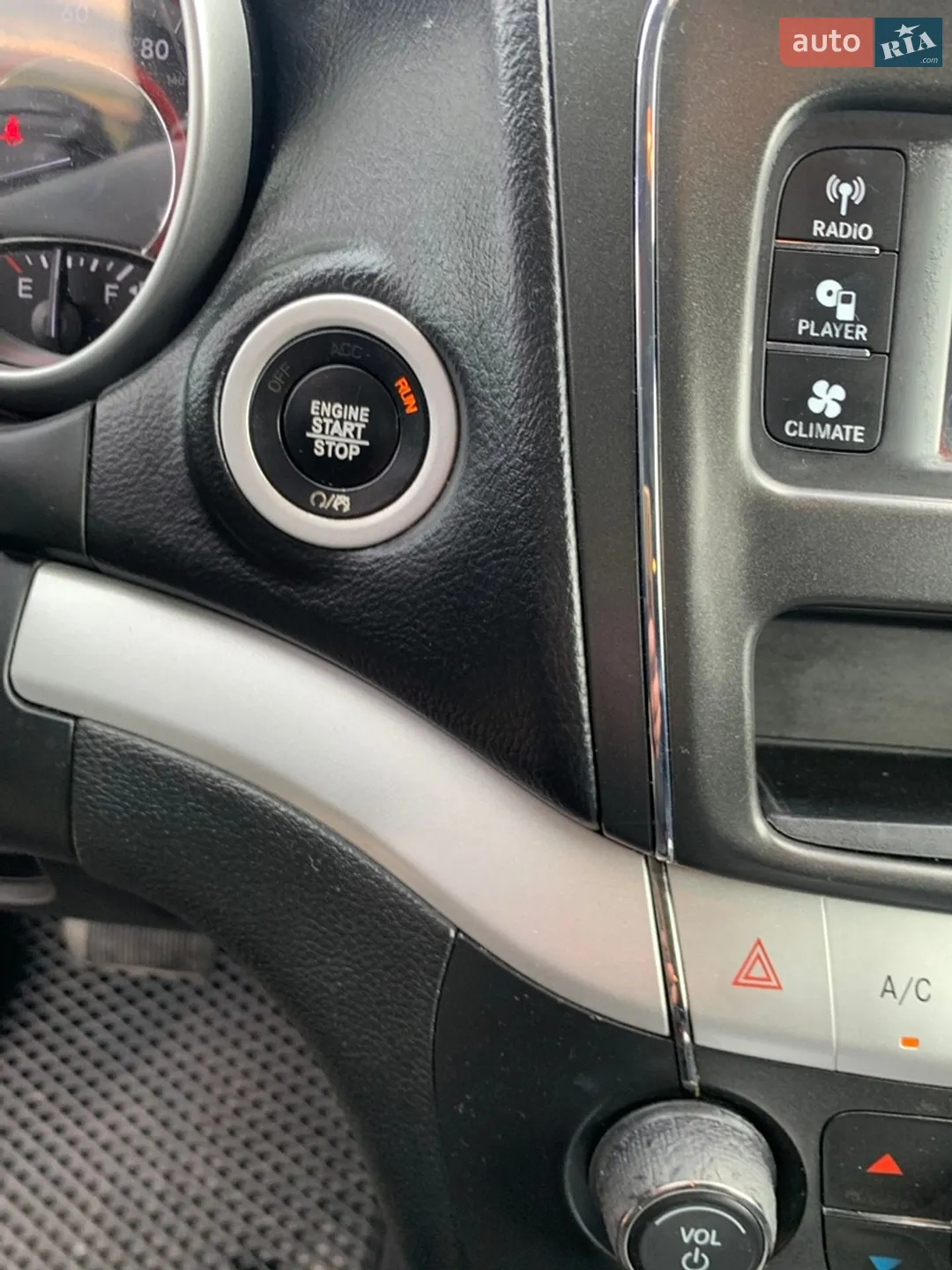2017 Dodge Journey - мініатюра 22