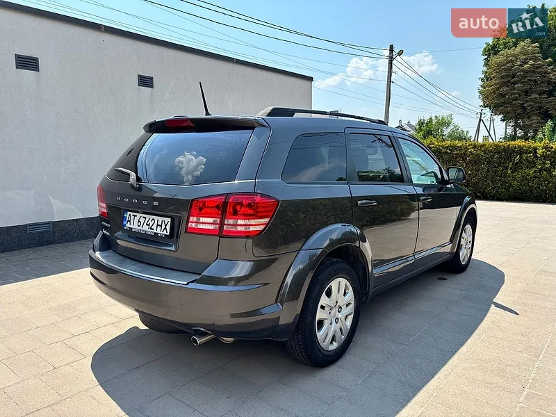 Dodge Journey 2019 VIN 3C4PDCAB1KT749528 фото оголошення 4 з 52